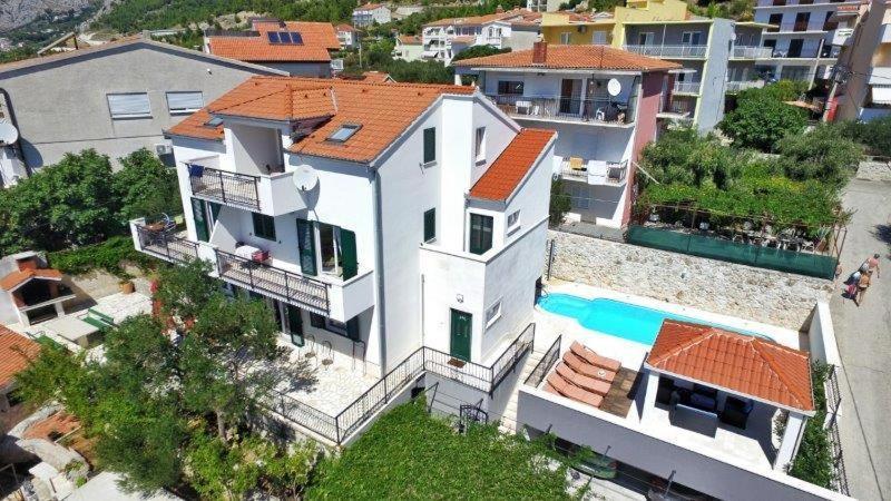 Vila Jadran オミシュ エクステリア 写真