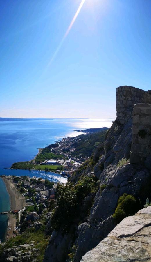 Vila Jadran オミシュ エクステリア 写真